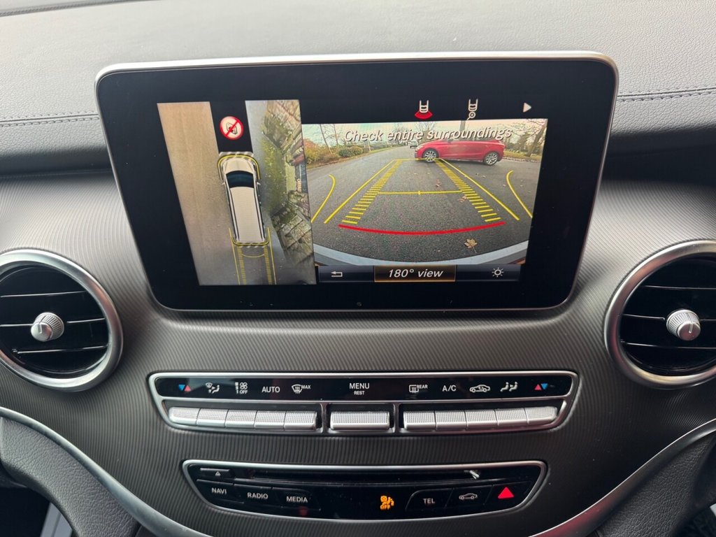 Used Mercedes-Benz V-Class 2016 for sale - 76998900: Photo 9