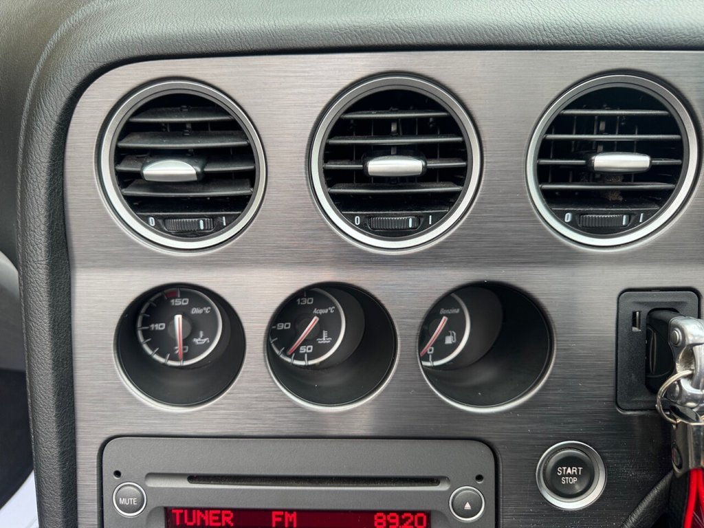 Used Alfa Romeo Spider 2008 for sale - 77341427: Photo 37