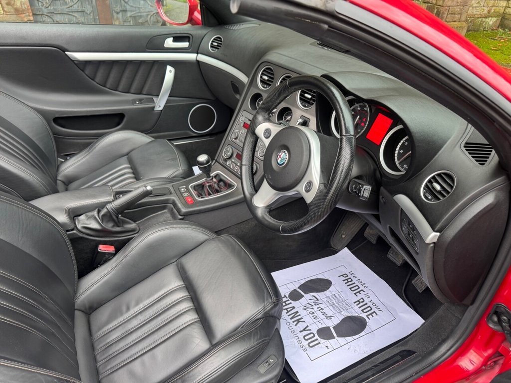 Used Alfa Romeo Spider 2008 for sale - 77341427: Photo 4