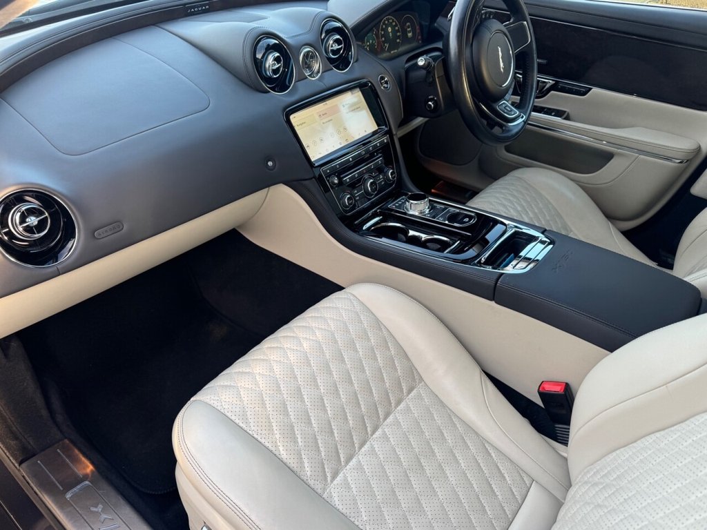 Used Jaguar XJ 2020 for sale - 77048923: Photo 23