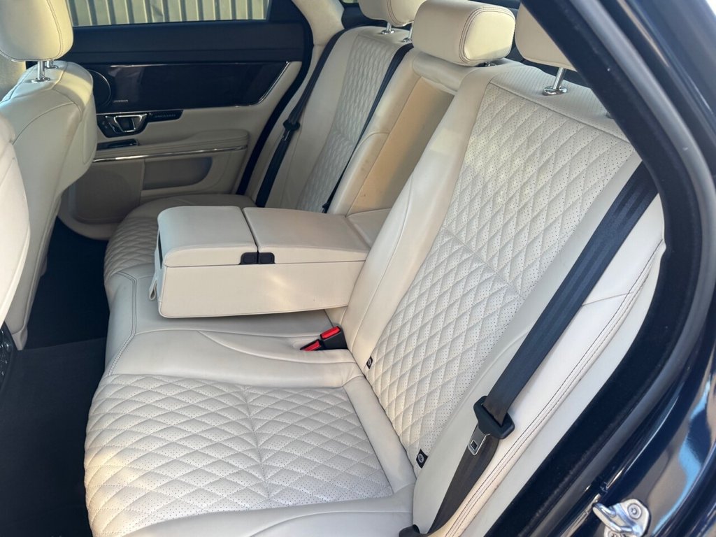 Used Jaguar XJ 2020 for sale - 77048923: Photo 24