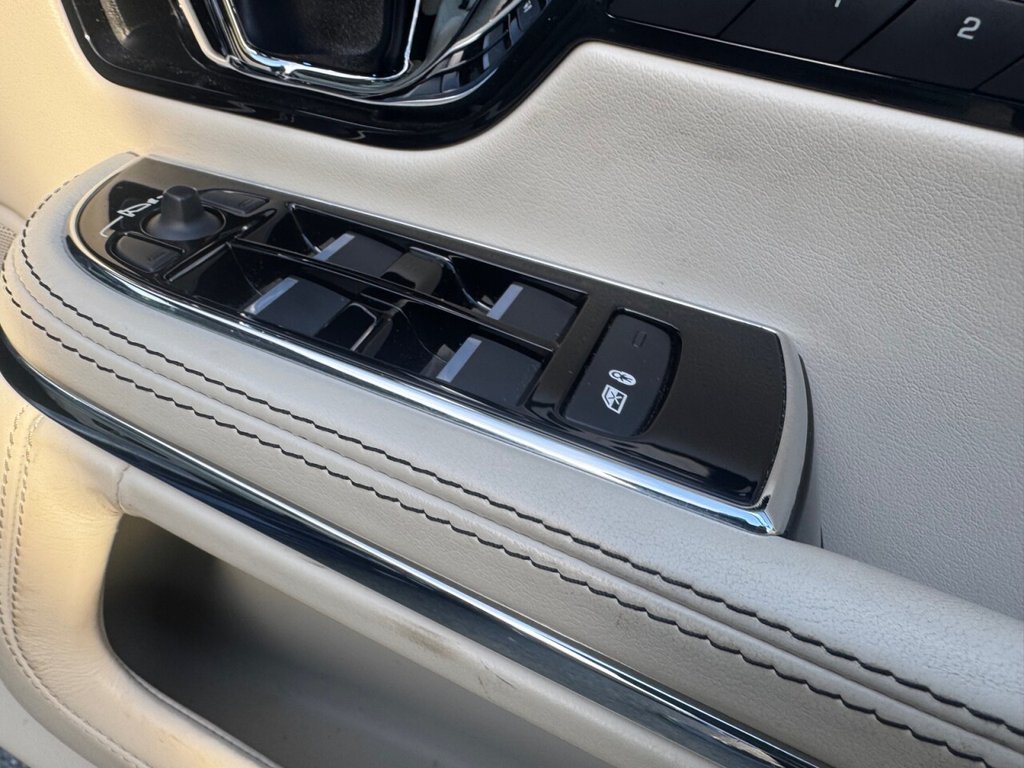 Used Jaguar XJ 2020 for sale - 77048923: Photo 32