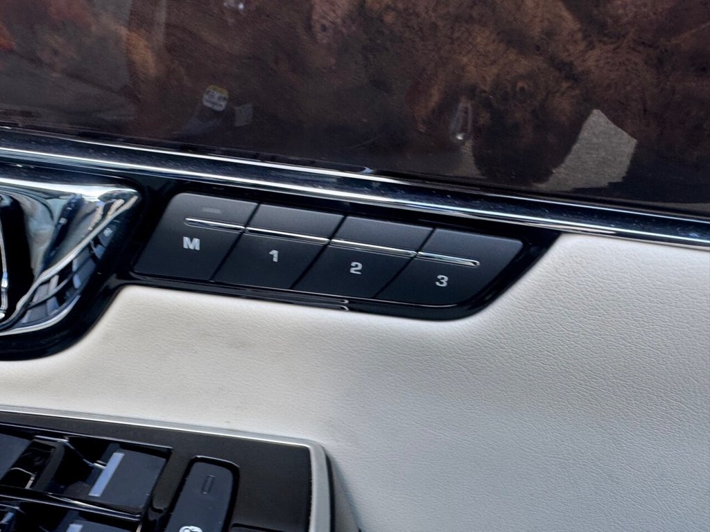 Used Jaguar XJ 2020 for sale - 77048923: Photo 34