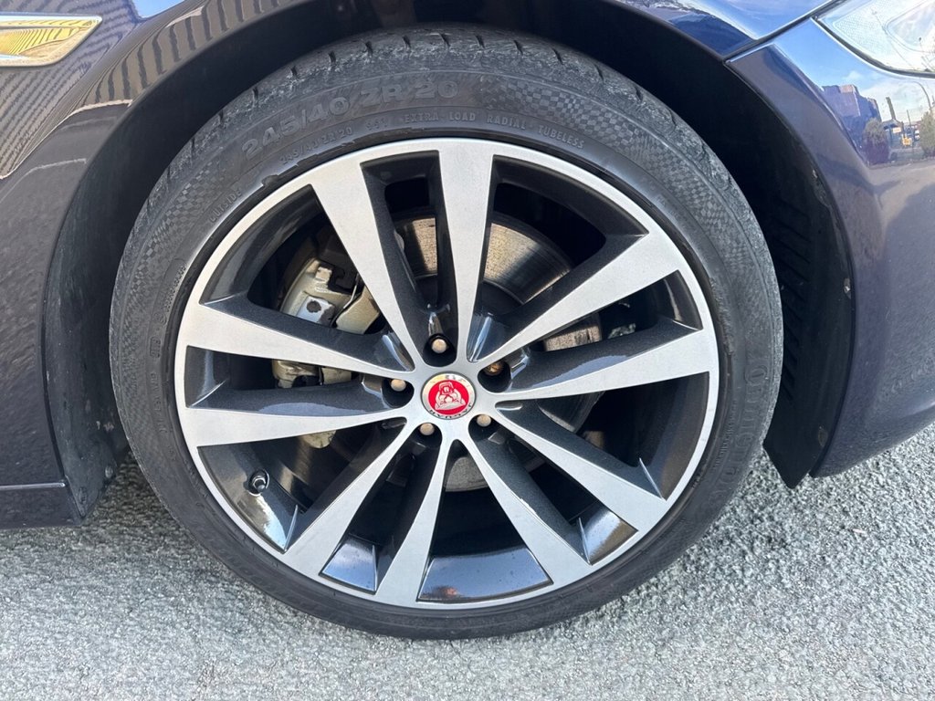 Used Jaguar XJ 2020 for sale - 77048923: Photo 41