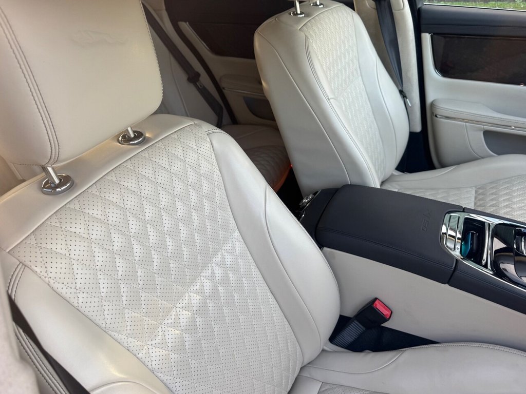 Used Jaguar XJ 2020 for sale - 77048923: Photo 5