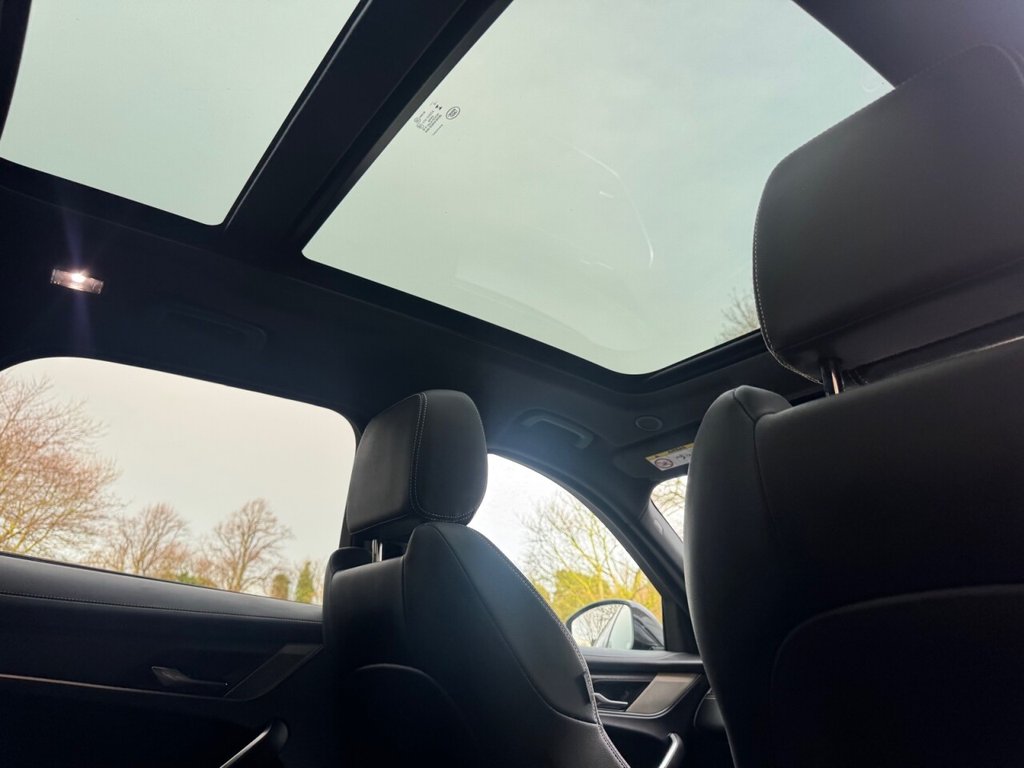 Used Jaguar F-Pace 2023 for sale - 76998901: Photo 12