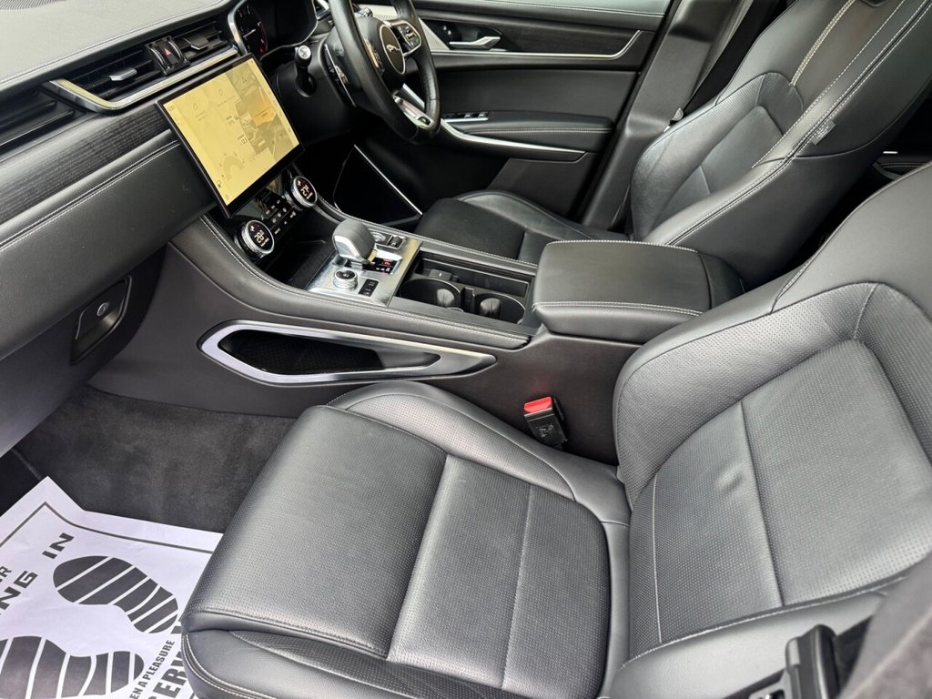 Used Jaguar F-Pace 2023 for sale - 76998901: Photo 34