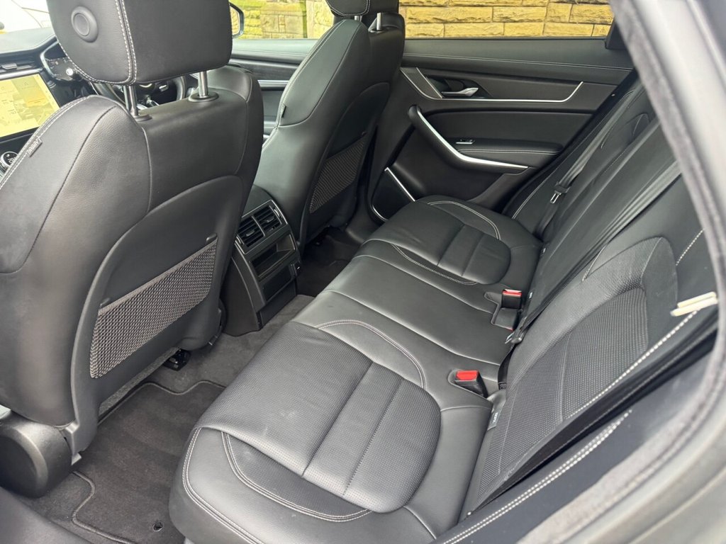 Used Jaguar F-Pace 2023 for sale - 76998901: Photo 36