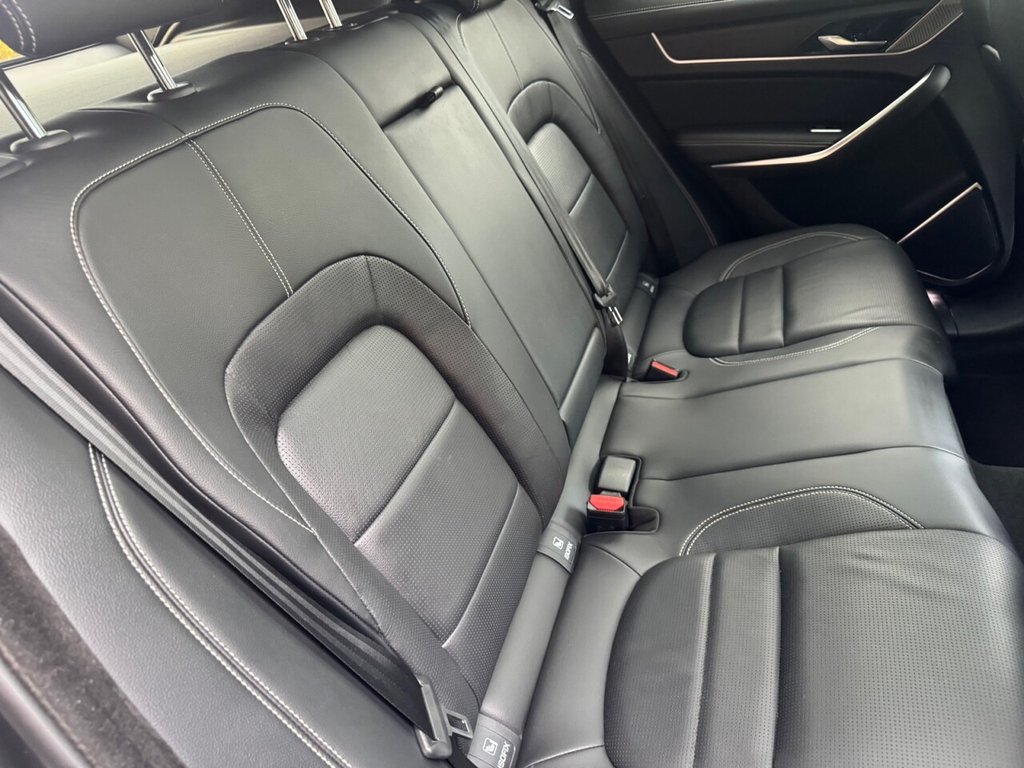 Used Jaguar F-Pace 2023 for sale - 76998901: Photo 7