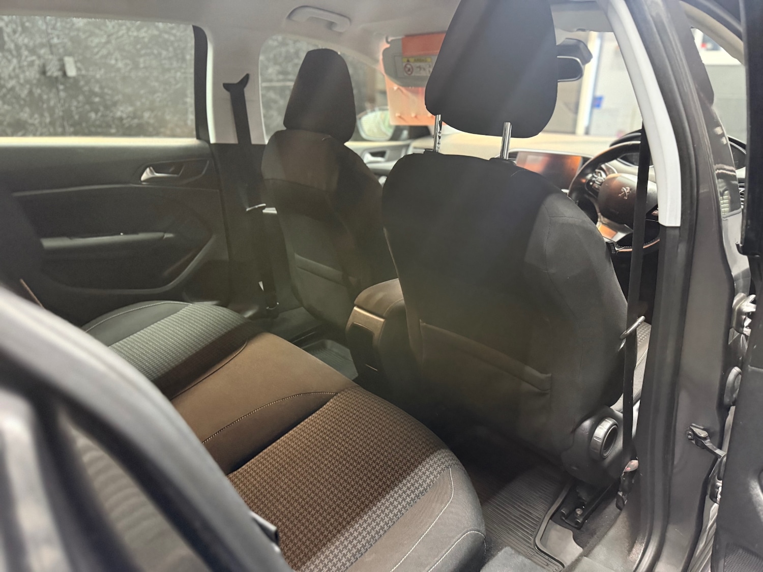 Used Peugeot 308 2018 for sale - 76595513: Photo 12