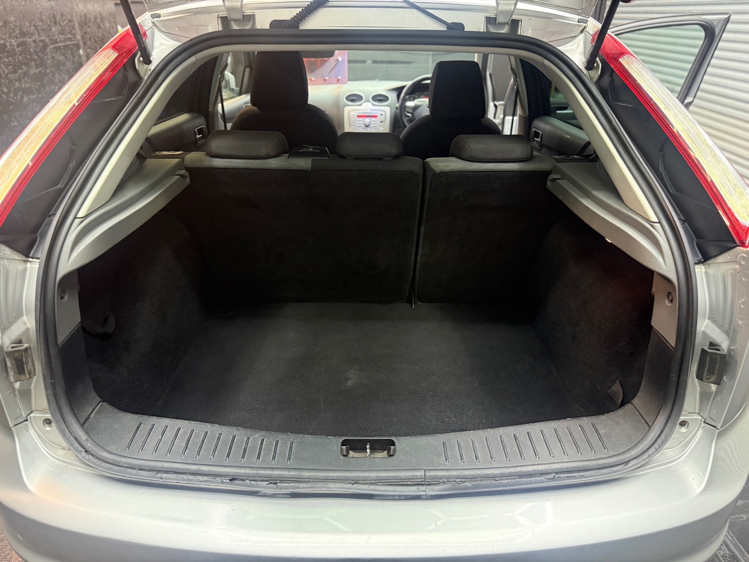 Used Ford Focus 2009 for sale - 76536558: Photo 10