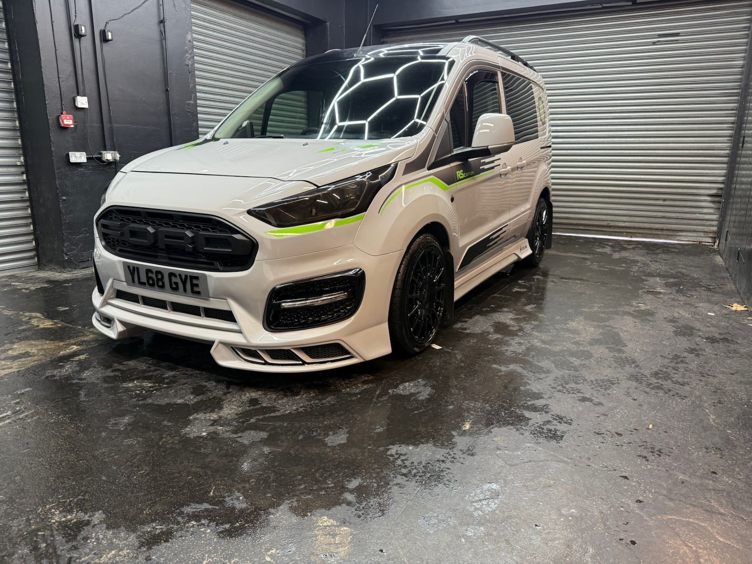 Used Ford Transit Connect 2018 for sale - 77368760: Photo 2