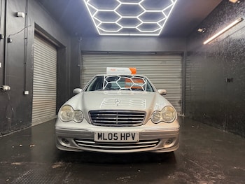 Used Mercedes-Benz C Class 2005 for sale - 76595361: Photo