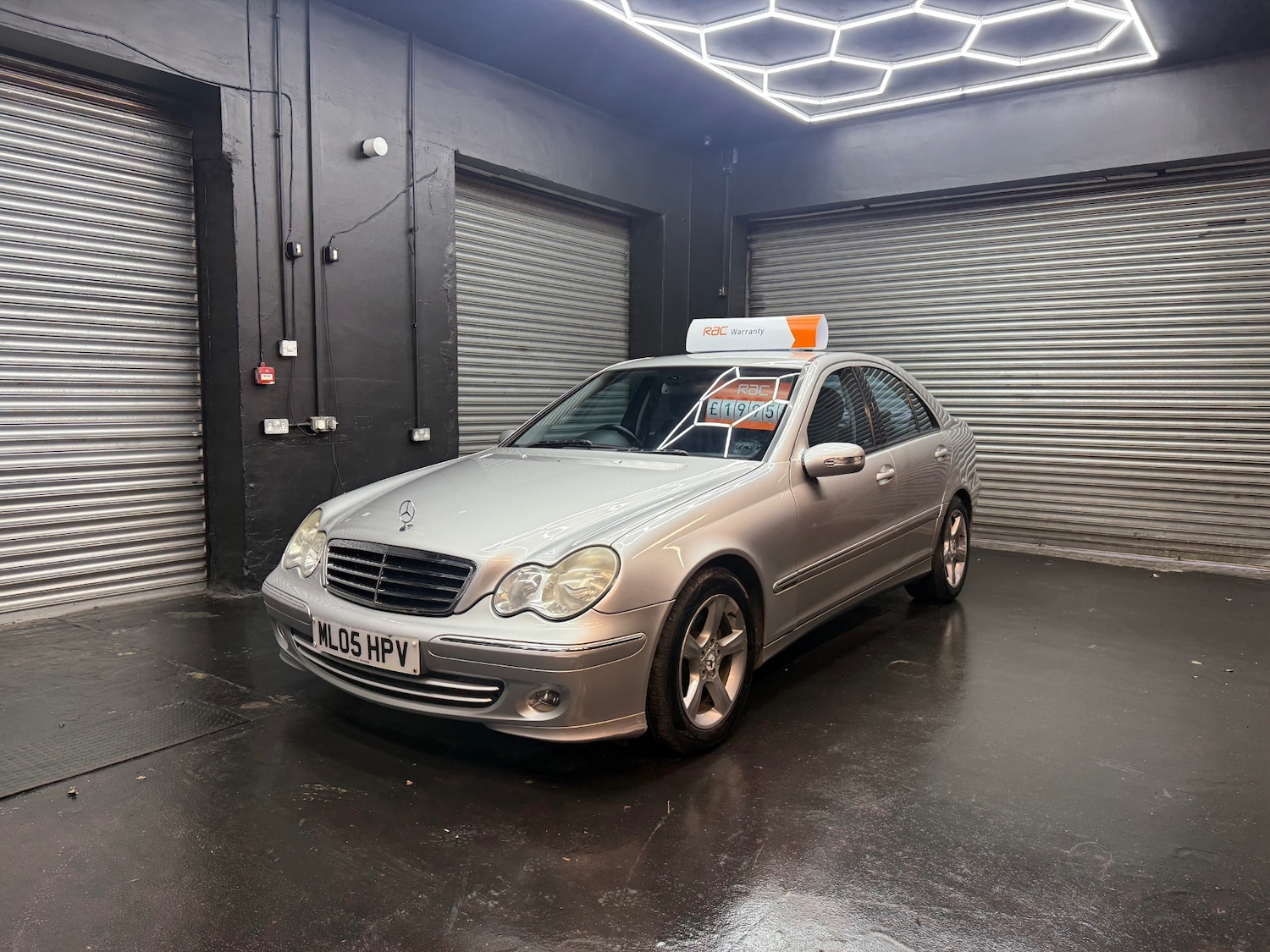 Used Mercedes-Benz C Class 2005 for sale - 76595361: Photo 3