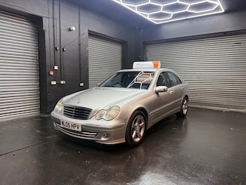 Used Mercedes-Benz C Class 2005 for sale - 76595361: Photo