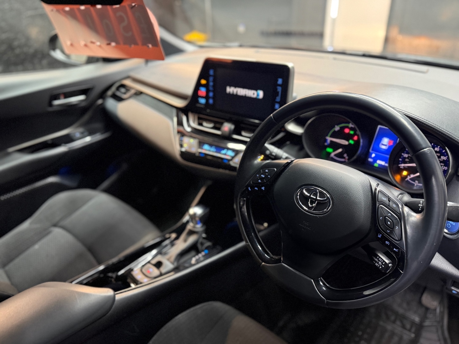 Used Toyota C-HR 2019 for sale - 76741504: Photo 11