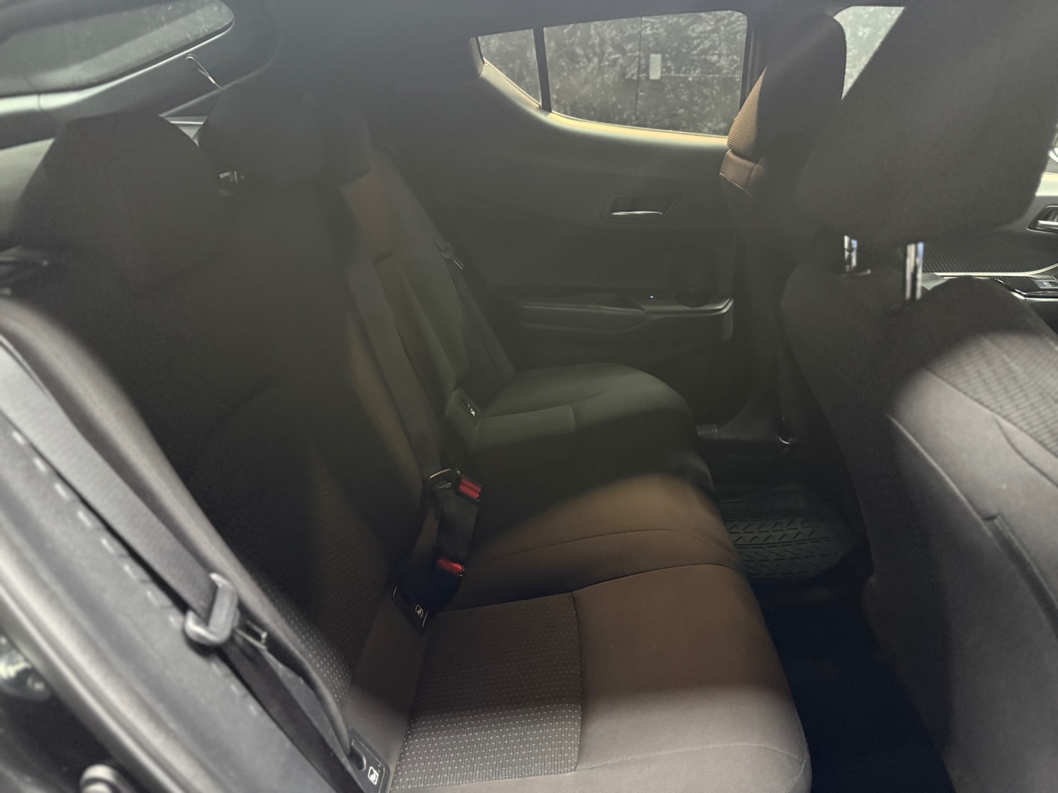 Used Toyota C-HR 2019 for sale - 76741504: Photo 14