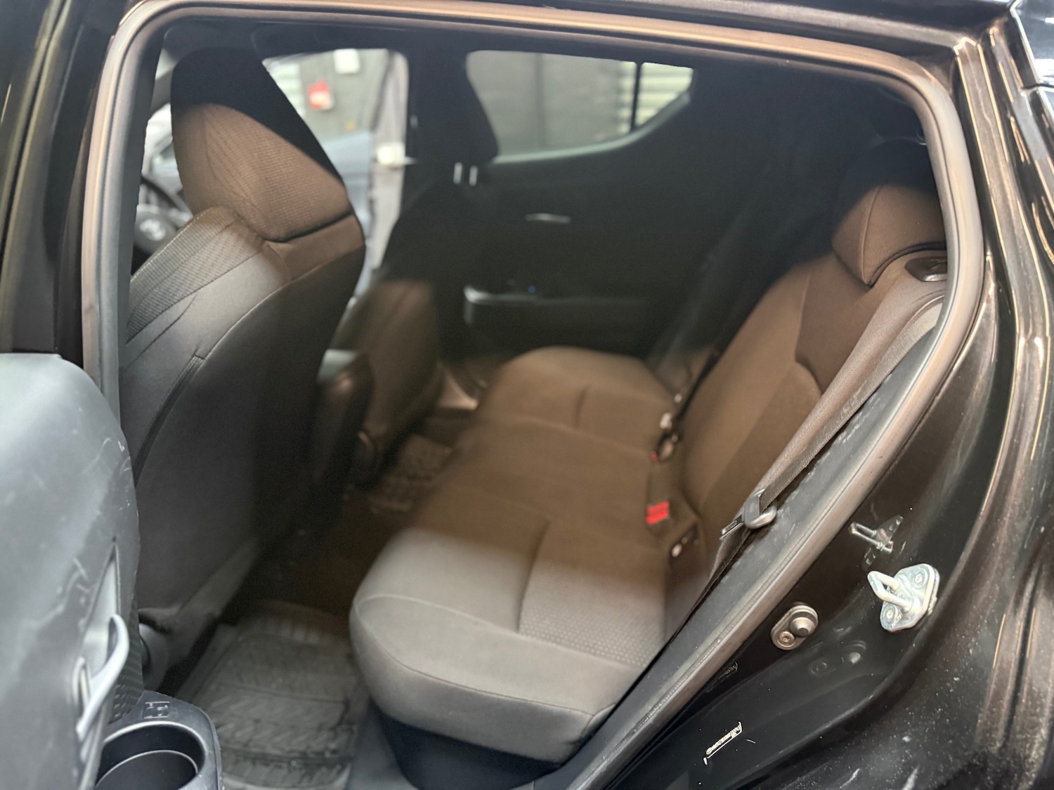 Used Toyota C-HR 2019 for sale - 76741504: Photo 16