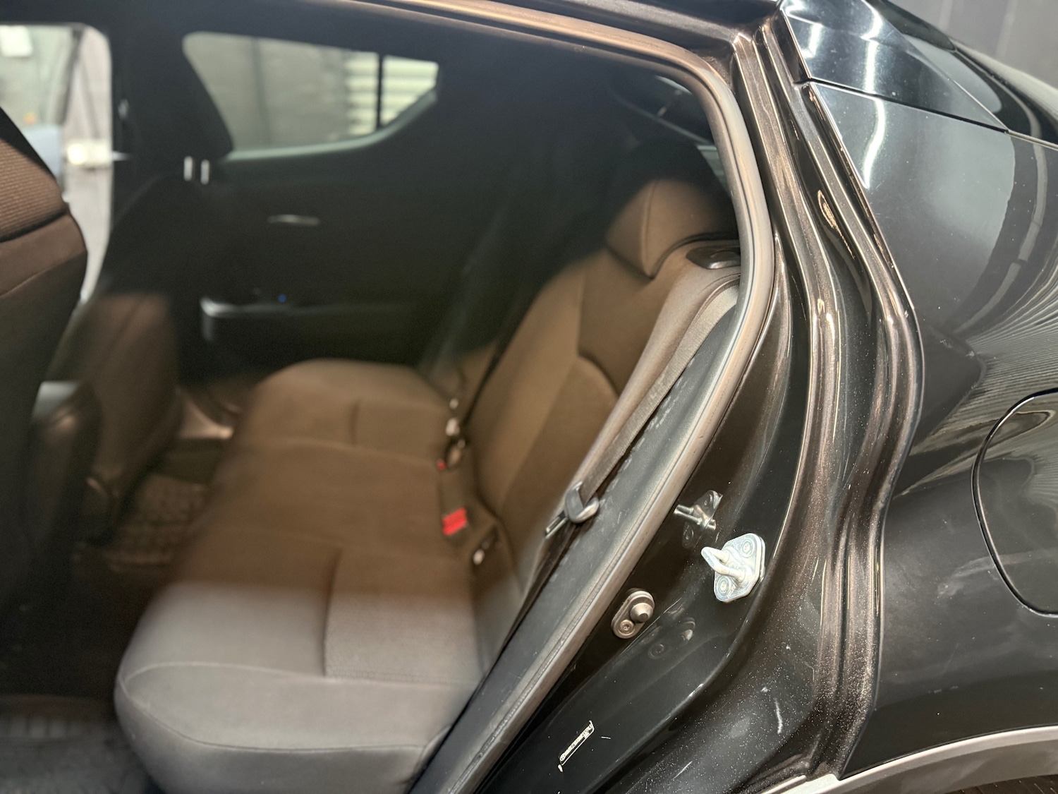 Used Toyota C-HR 2019 for sale - 76741504: Photo 17