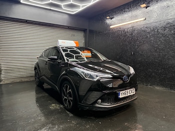 Used Toyota C-HR 2019 for sale - 76741504: Photo
