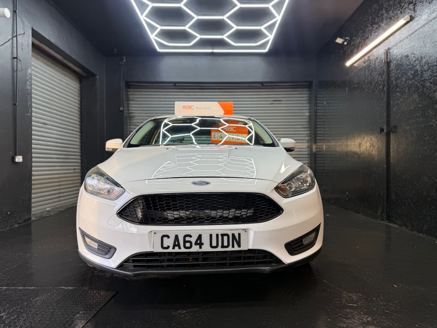 Used Ford Focus 2015 for sale - 76567842: Photo 1