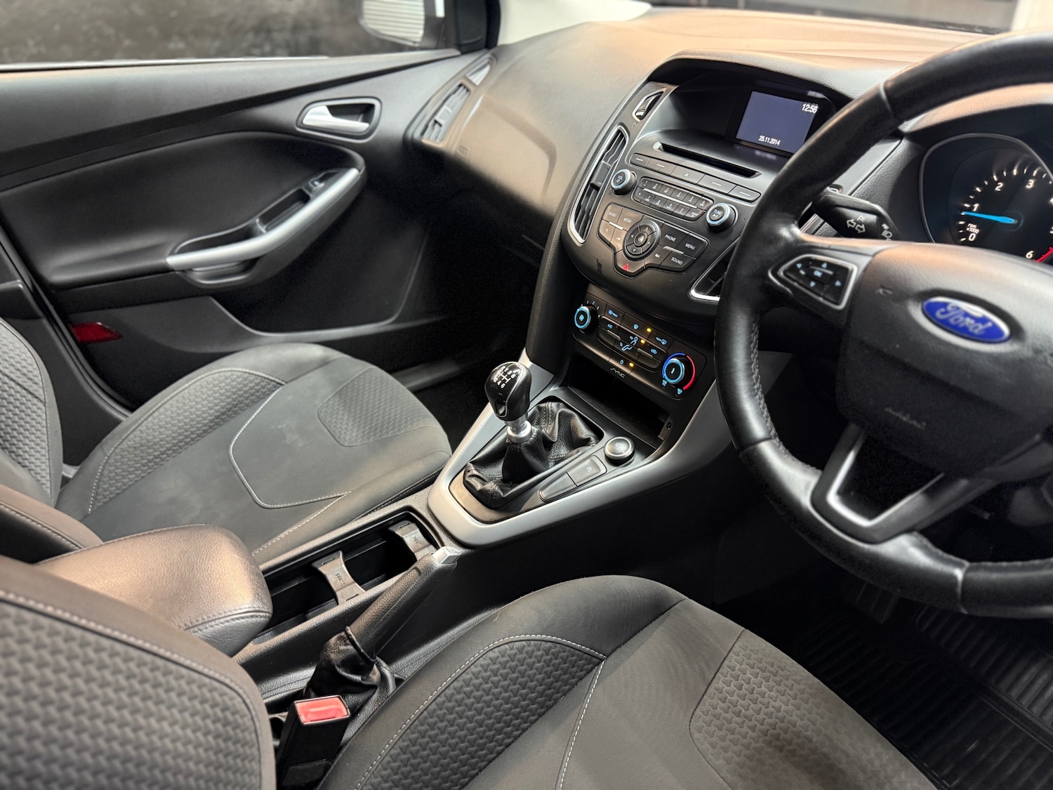 Used Ford Focus 2015 for sale - 76567842: Photo 11