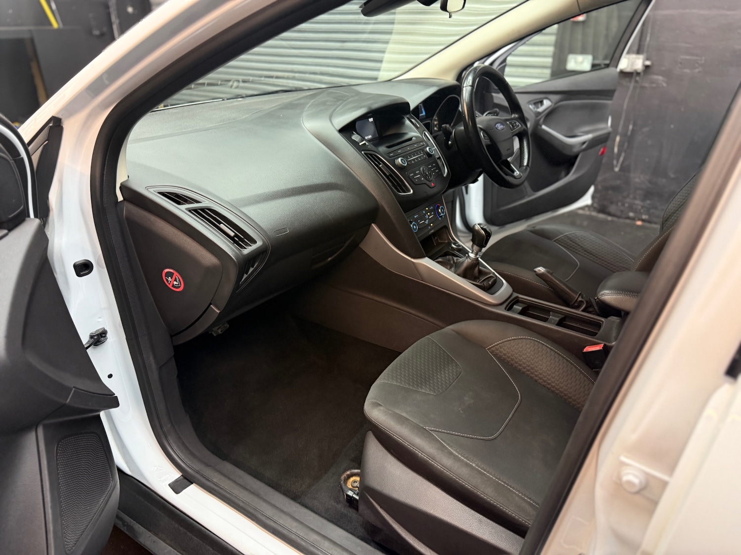 Used Ford Focus 2015 for sale - 76567842: Photo 18