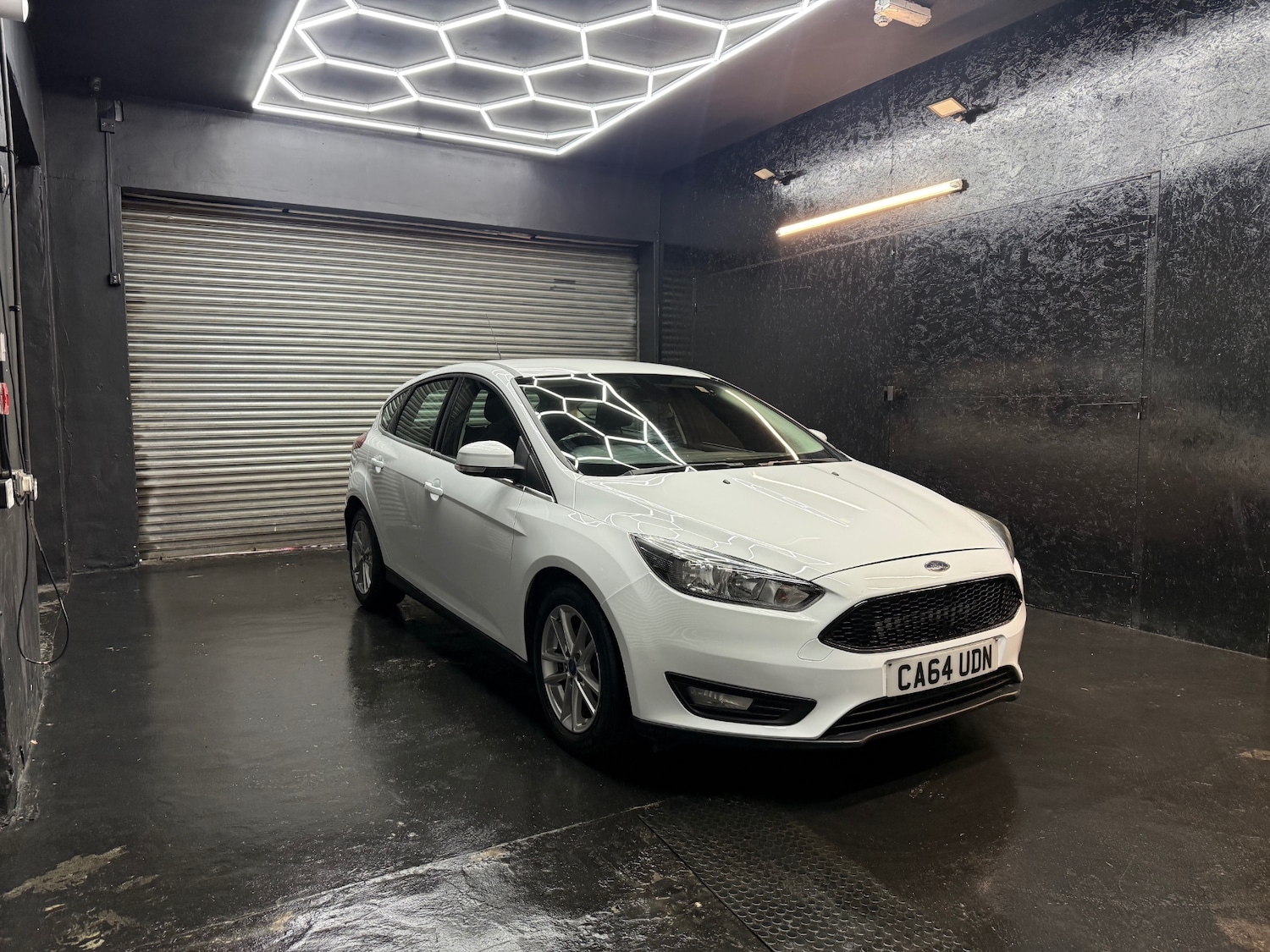 Used Ford Focus 2015 for sale - 76567842: Photo 3