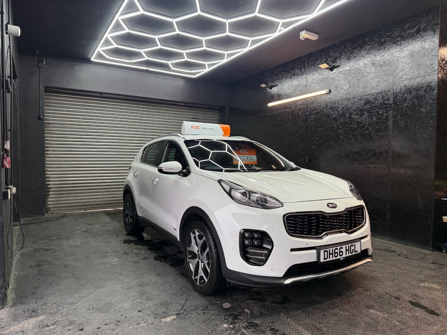 Used Kia Sportage 2017 for sale - 76613661: Photo 2