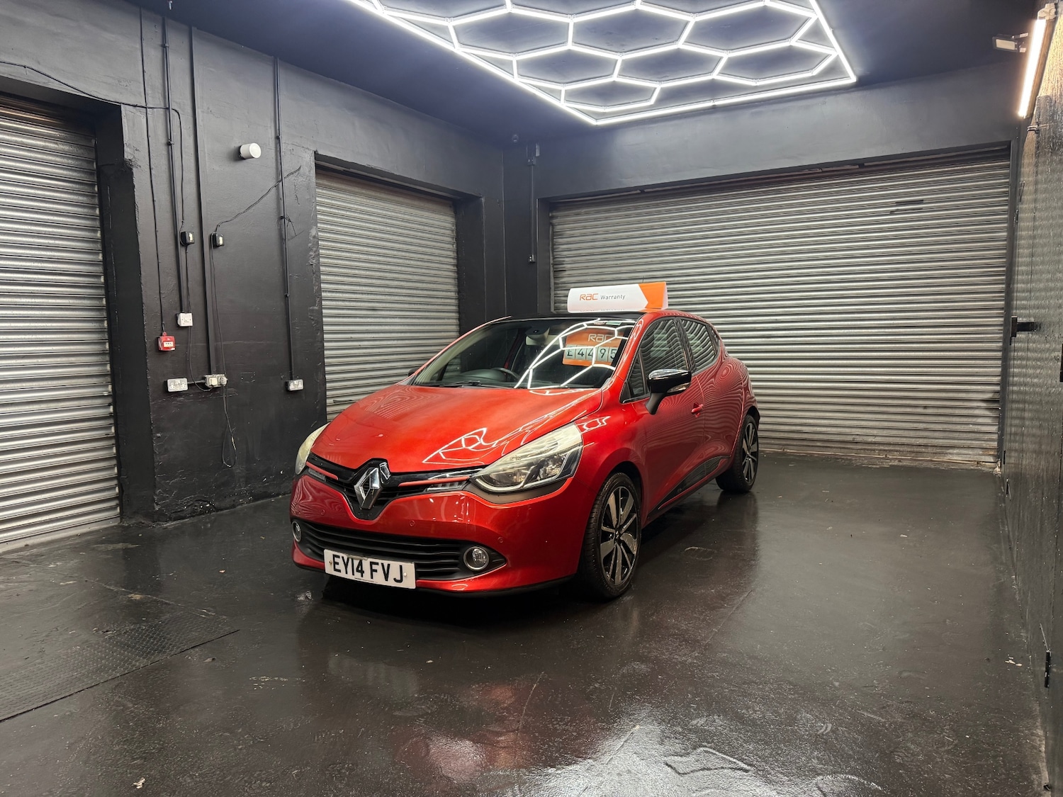 Used Renault Clio 2014 for sale - 76568164: Photo 2