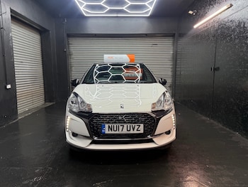 DS Automobiles - DS 3