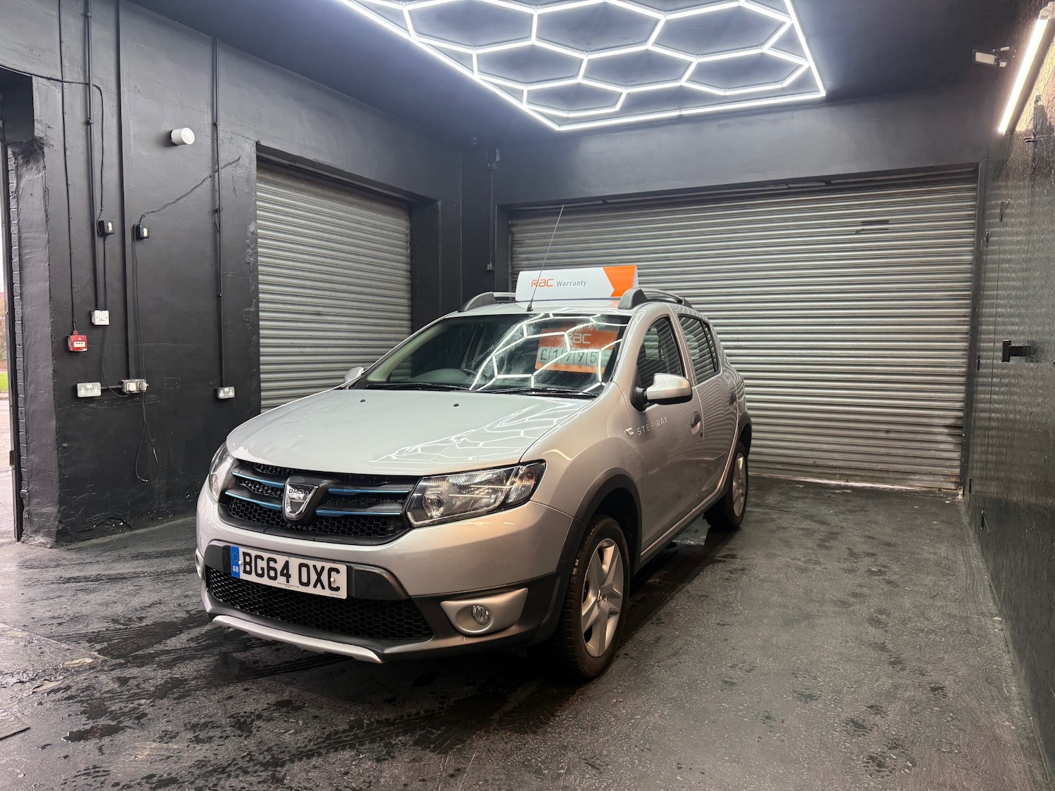 Used Dacia Sandero Stepway 2014 for sale - 76615964: Photo 3