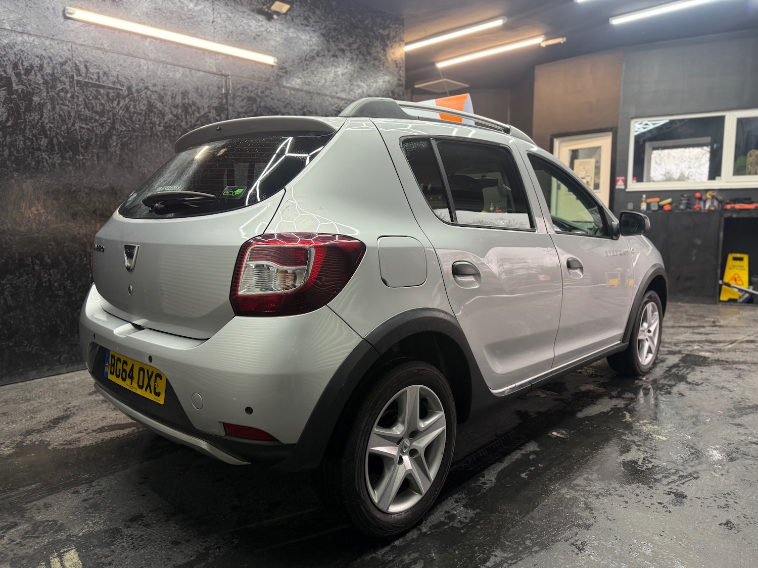 Used Dacia Sandero Stepway 2014 for sale - 76615964: Photo 4