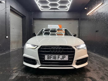 2018 (18) - 2.0 TDI Ultra Black Edition 4dr S Tronic