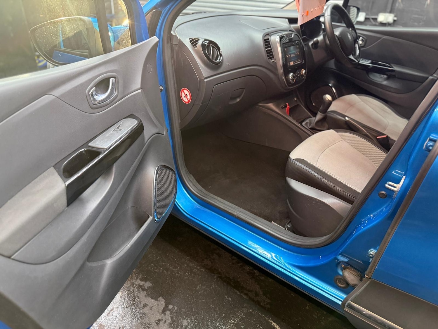 Used Renault Captur 2013 for sale - 76741460: Photo 8