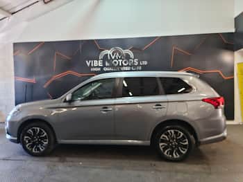 Used Mitsubishi Outlander 2015 for sale - 79699810: Photo