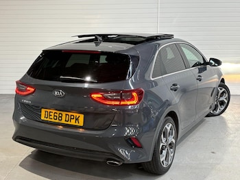 Used Kia Ceed 2018 for sale - 78676209: Photo