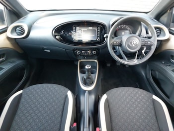 Used Toyota Aygo X 2022 for sale - 76451122: Photo