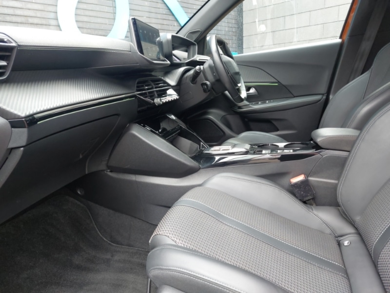 Used Peugeot 2008 2023 for sale - 77837880: Photo 5