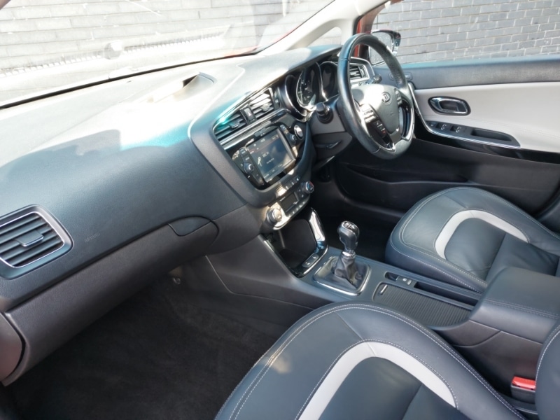 Used Kia Ceed 2017 for sale - 76707704: Photo 5