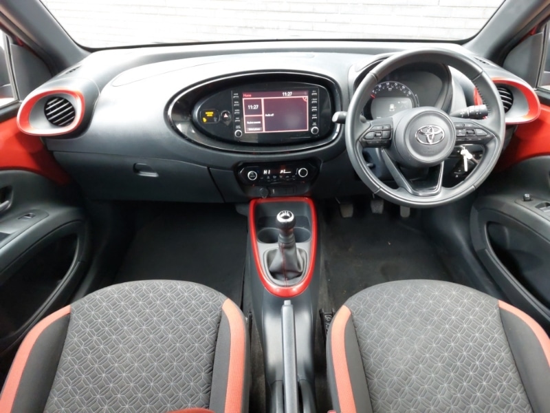 Used Toyota Aygo X 2023 for sale - 77579932: Photo 2