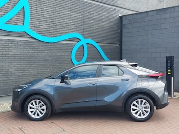 Used Toyota C-HR 2024 for sale - 79092451: Photo