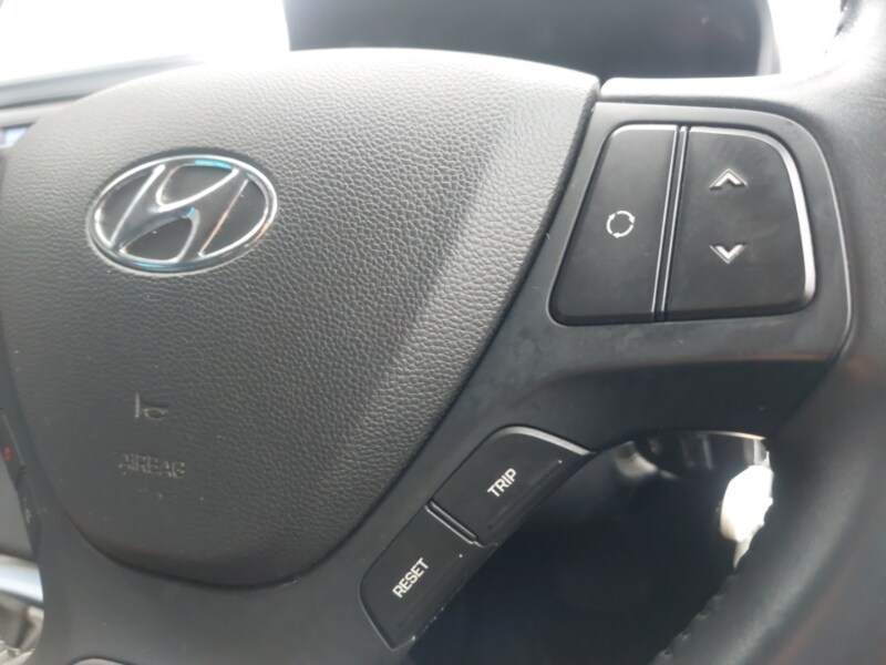 Used Hyundai i10 2016 for sale - 76567142: Photo 16
