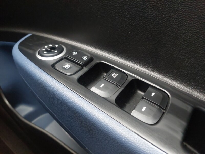 Used Hyundai i10 2016 for sale - 76567142: Photo 19