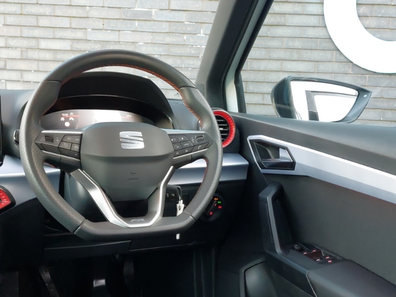 Used SEAT Arona 2025 for sale - 76928583: Photo 10