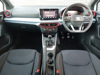 Used SEAT Arona 2025 for sale - 76928583: Photo