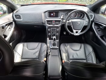 Used Volvo V40 2018 for sale - 78675166: Photo