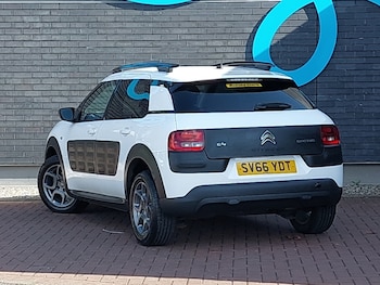 Used Citroen C4 Cactus 2016 for sale - 75882564: Photo
