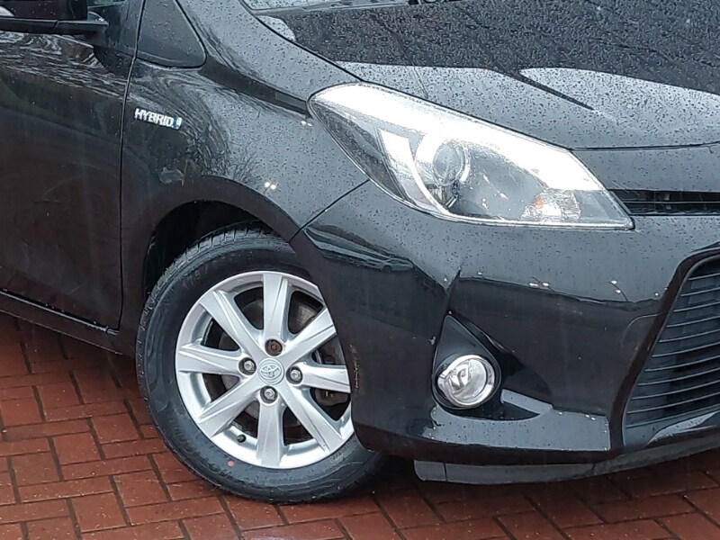 Used Toyota Yaris 2012 for sale - 76651690: Photo 9