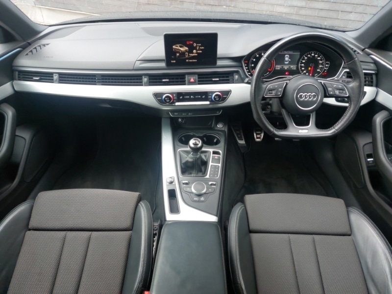 Used Audi A4 2016 for sale - 76864622: Photo 2